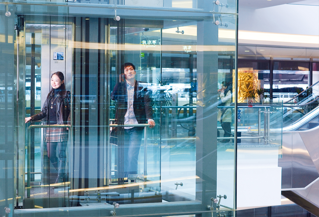 img_ref_Hongqiao_Carousel 2